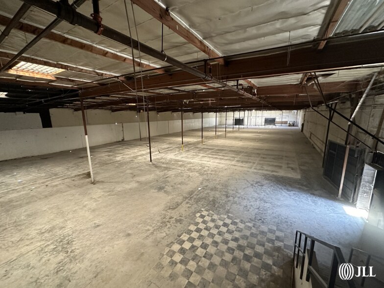 12950 Bradley Ave, Sylmar, CA à vendre - Photo de l’immeuble – Image 3 sur 12