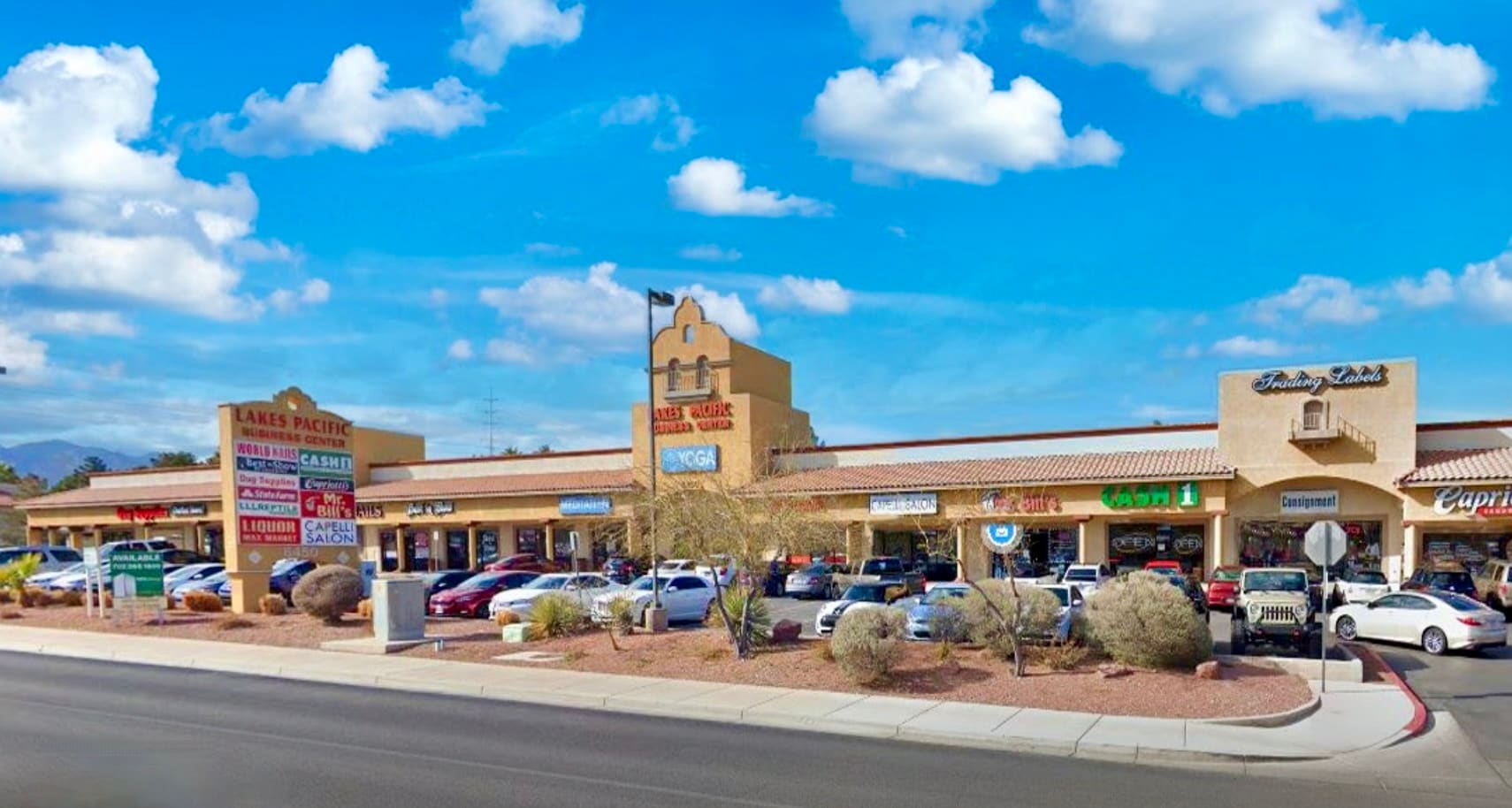 8450 W Sahara Ave, Las Vegas, NV à louer Photo principale– Image 1 sur 6