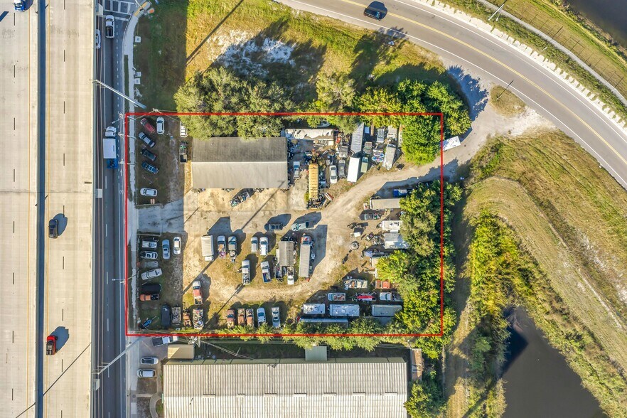 4245 118th Ave N, Clearwater, FL à vendre - Photo de l’immeuble – Image 2 sur 10