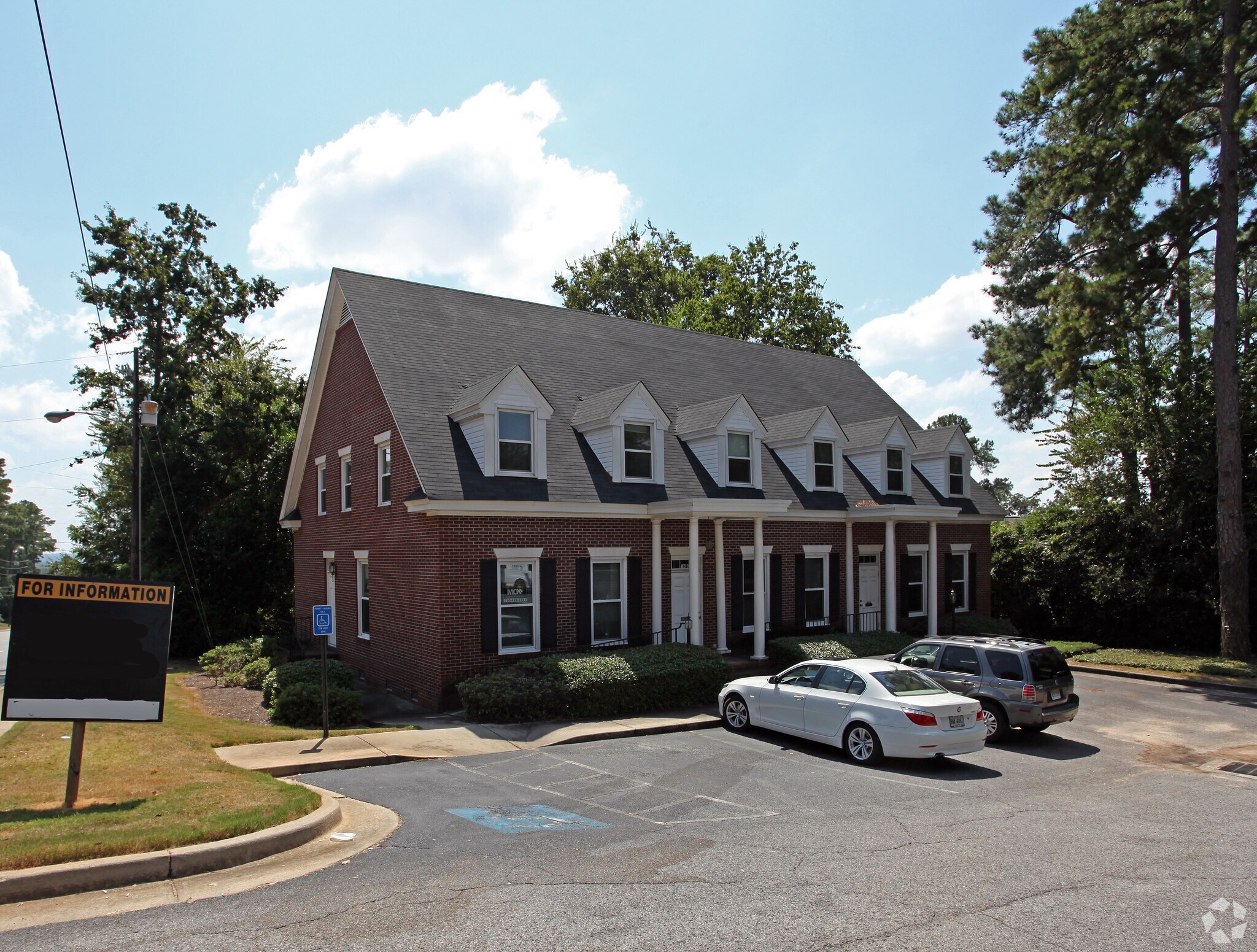 106 E Martintown Rd, North Augusta, SC à louer Photo principale– Image 1 sur 6