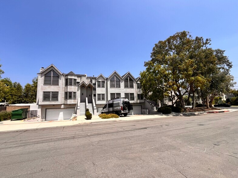 1033 La Cadena Ave, Arcadia, CA à vendre - Photo de l’immeuble – Image 2 sur 10