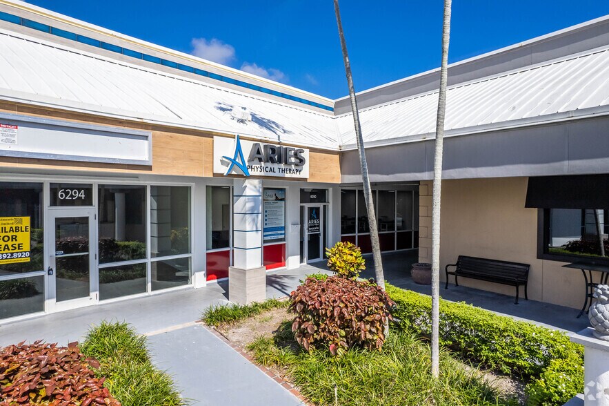 6200 N Federal Hwy, Fort Lauderdale, FL à louer - Photo de l’immeuble – Image 3 sur 14