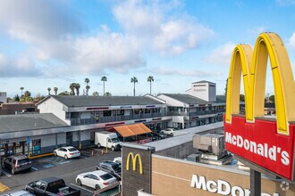 2528-2570 E Slauson Ave, Huntington Park, CA - Vue aérienne vue de carte - Image1