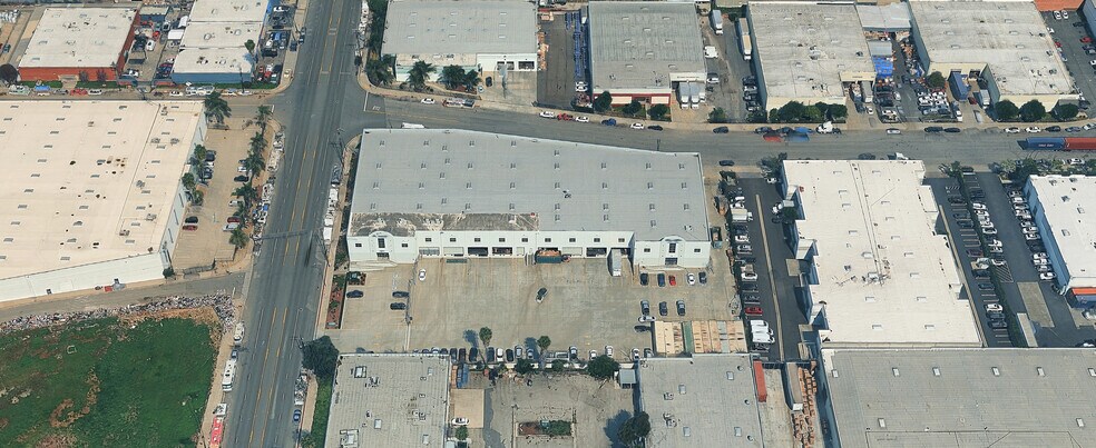13200 S Broadway St, Gardena, CA à louer - Photo de l’immeuble – Image 1 sur 7