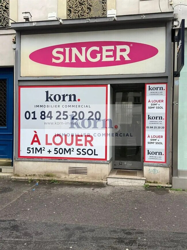 Plus de détails pour Local commercial à louer