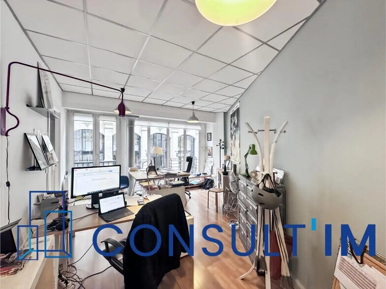 Bureau dans Paris à louer - Photo de l’immeuble – Image 2 sur 5