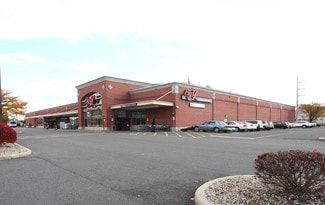 Plus de détails pour 650 Memorial Dr, Chicopee, MA - Local commercial à louer