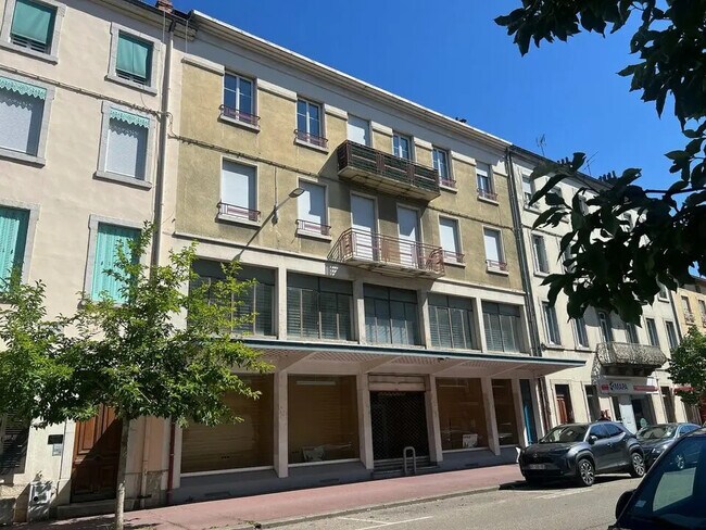 Plus de détails pour Local commercial à vendre