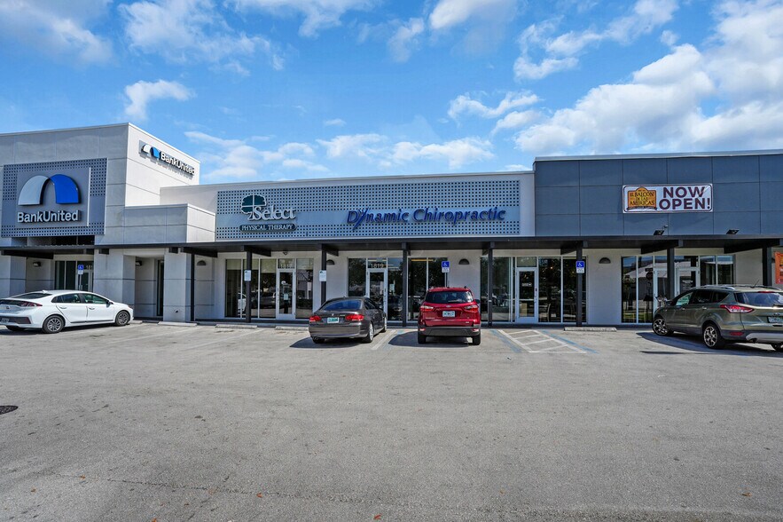 1815-1823 E Commercial Blvd, Fort Lauderdale, FL à vendre - Photo de l’immeuble – Image 2 sur 33