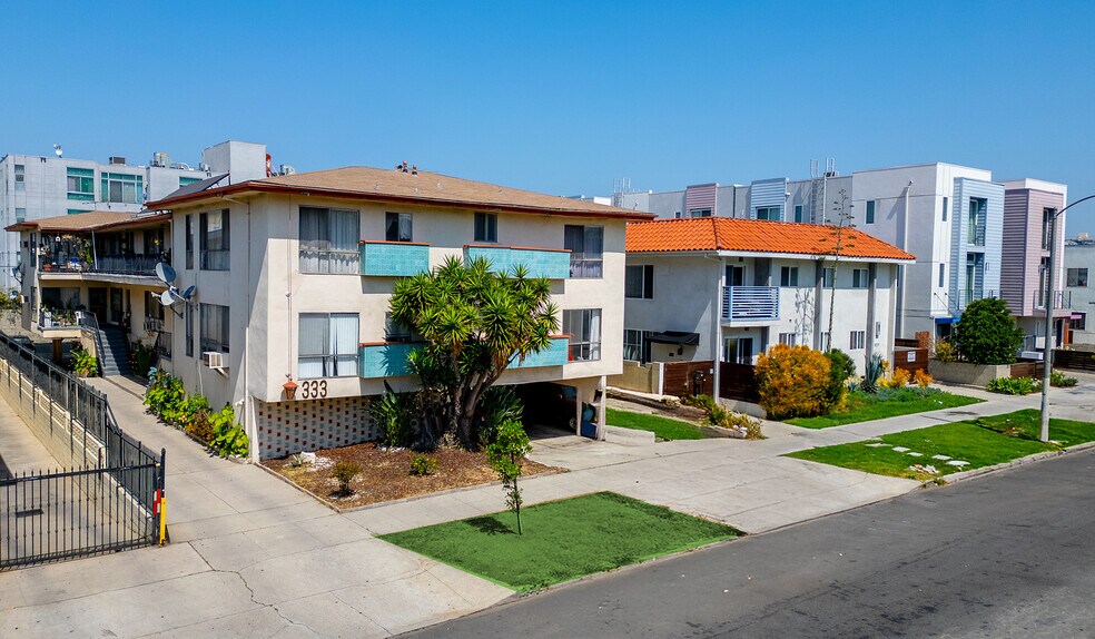 333 S Serrano Ave, Los Angeles, CA à vendre - Photo de l’immeuble – Image 2 sur 9