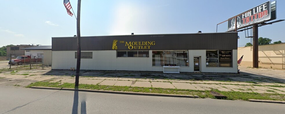 720 E Lincolnway, Laporte, IN à vendre - Photo principale – Image 1 sur 9