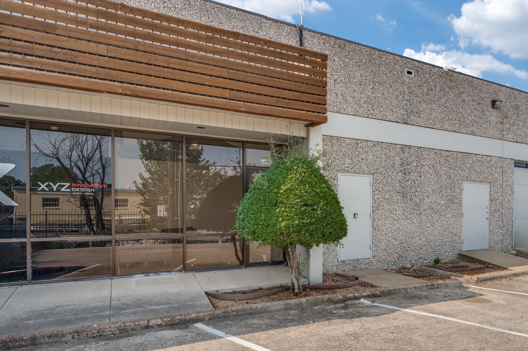 10606 Shady Trl, Dallas, TX à vendre Photo de l’immeuble– Image 1 sur 14