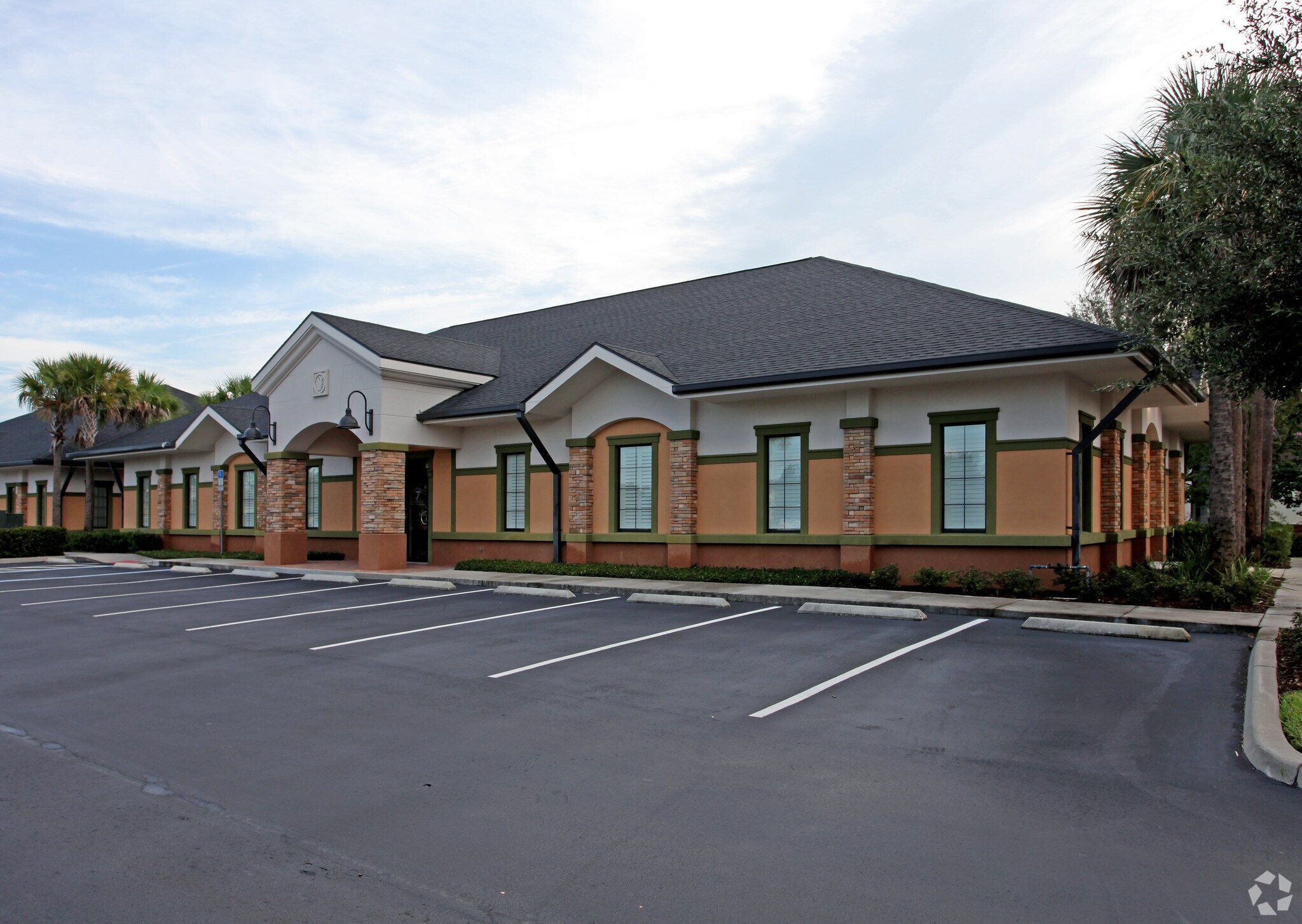 1350 City View Ctr, Oviedo, FL à louer Photo de l’immeuble– Image 1 sur 10