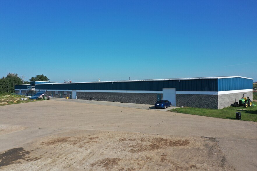 55112 Highway 825, Sturgeon County, AB à vendre - Photo de l’immeuble – Image 2 sur 13