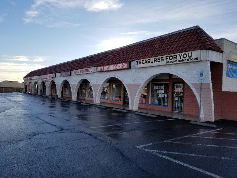 4545 E Tropicana Ave, Las Vegas, NV à louer - Photo de l’immeuble – Image 1 sur 7