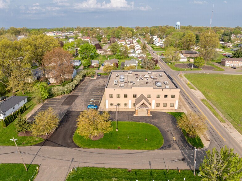 323 Marion Ave, Massillon, OH à vendre - Photo de l’immeuble – Image 2 sur 18