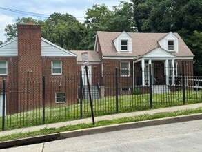 922 Ridge Rd Se, Washington, DC à louer Photo de l’immeuble– Image 1 sur 1