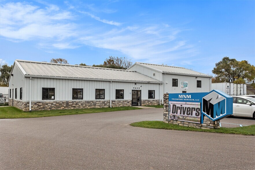 7532 Clyde Park Ave SW, Byron Center, MI à vendre - Photo de l’immeuble – Image 3 sur 29