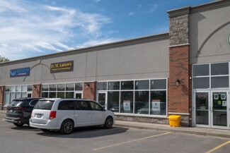 Plus de détails pour 220 Main St, Loyalist, ON - Local commercial à louer