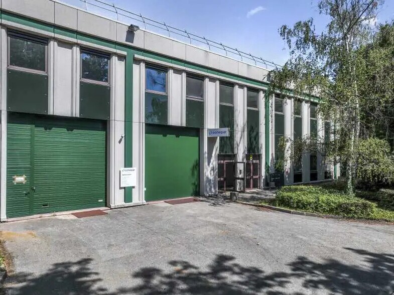 1 Rue Des Vergers, Limonest à louer - Photo de l’immeuble – Image 2 sur 24