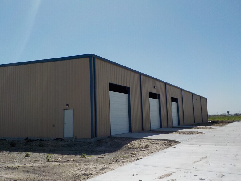 6201 FM 106, Harlingen, TX à louer - Photo de l’immeuble – Image 3 sur 5