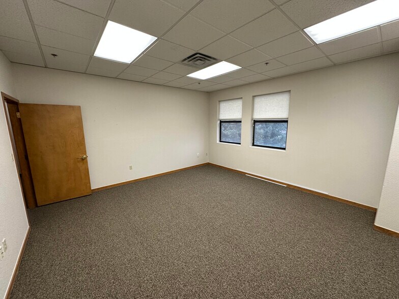 6343 W 120th Ave, Broomfield, CO à louer - Photo de l’immeuble – Image 3 sur 9