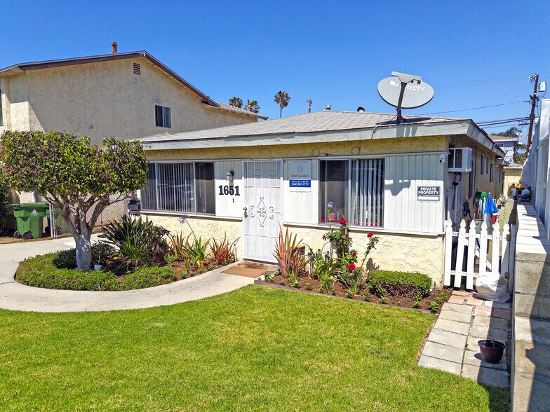 1651 251st St, Harbor City, CA à vendre - Photo de l’immeuble – Image 3 sur 5
