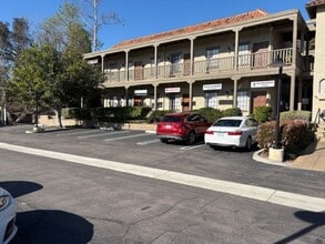 4403 Manchester Ave, Encinitas, CA à louer Photo intérieure– Image 1 sur 7