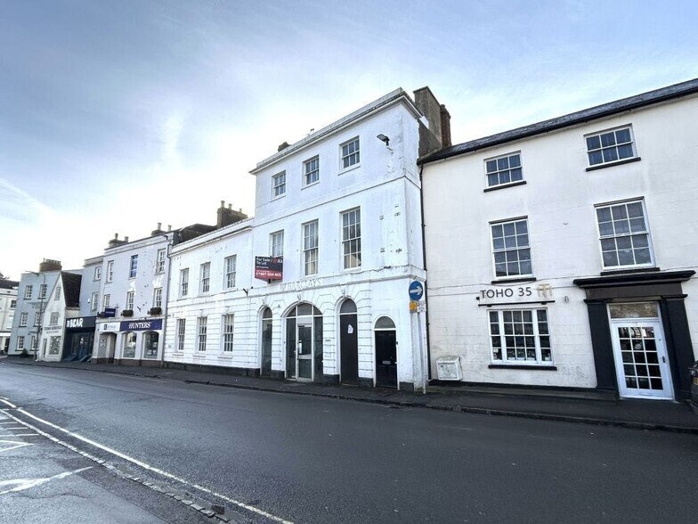 36 Market Sq, Bicester à vendre - Photo de l’immeuble – Image 1 sur 26