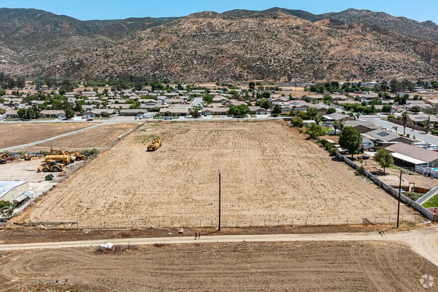 Charles St & E. Westward Ave, Banning, CA à vendre - Aérien – Image 2 sur 11