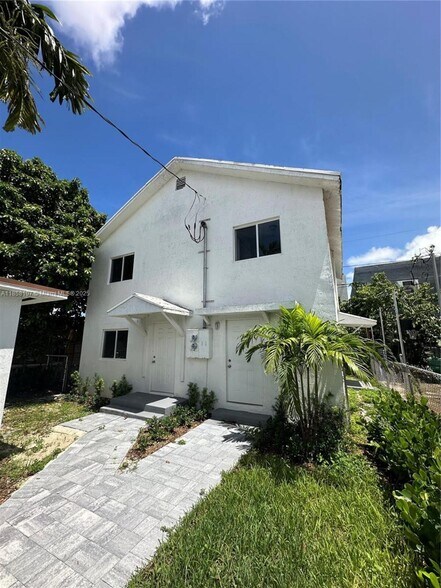 3123 NW 22nd Ct, Miami, FL à vendre - Photo principale – Image 1 sur 30