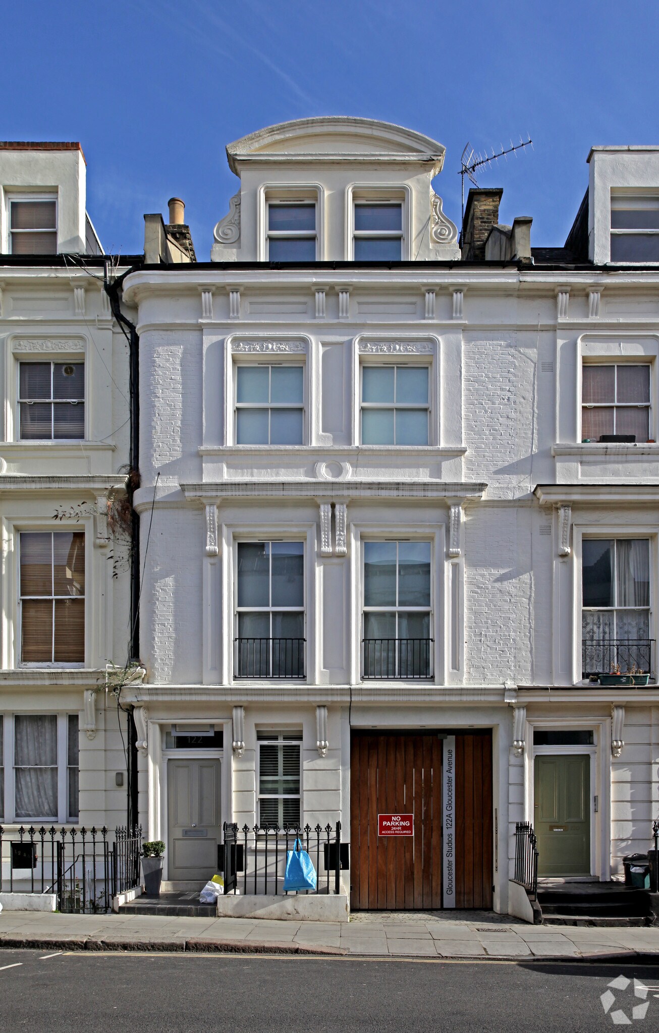 122A Gloucester Ave, Londres à louer Photo de l’immeuble– Image 1 sur 3