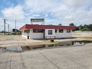 Plus de détails pour 7301 S Broadway St, Haysville, KS - Local commercial à vendre
