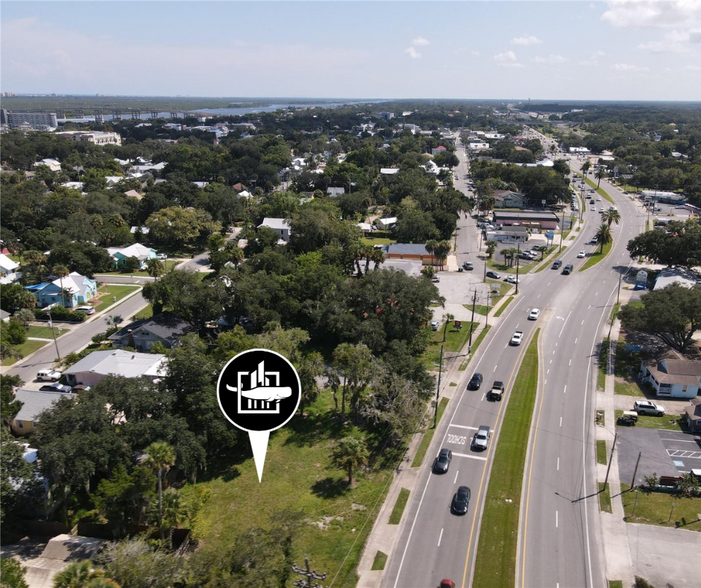 523-531 N Dixie Fwy, New Smyrna Beach, FL à vendre - Photo de l’immeuble – Image 3 sur 5
