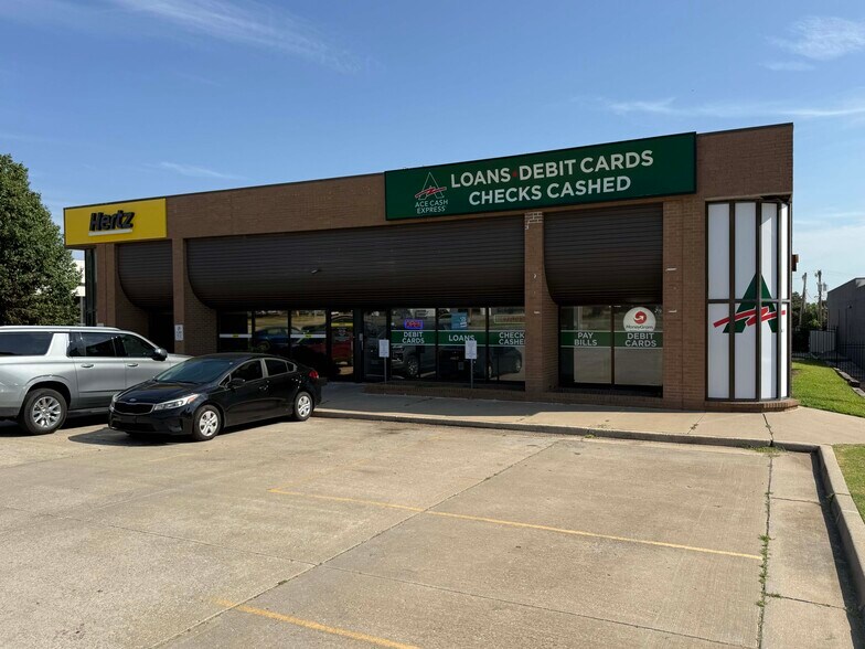 6601-6606 NW Expressway, Oklahoma City, OK à vendre - Photo de l’immeuble – Image 3 sur 4