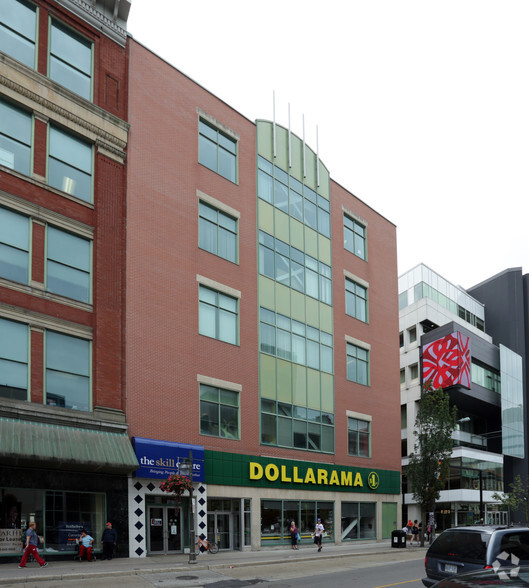 141 Dundas St, London, ON à louer - Photo principale – Image 1 sur 3