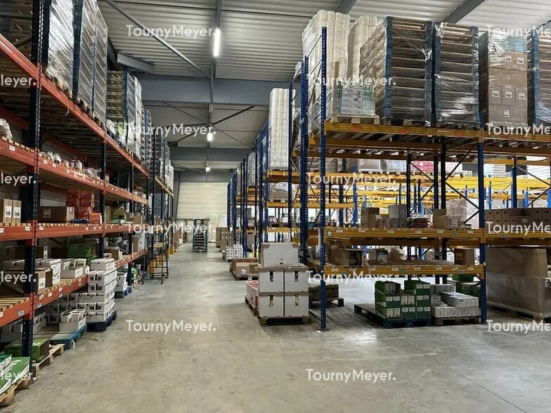 Local d’activités dans Saint-Herblain à louer - Photo de l’immeuble – Image 3 sur 7