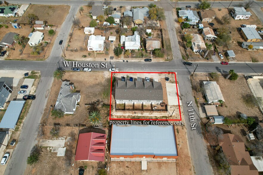 1100 W Houston St, Carrizo Springs, TX à vendre - Aérien – Image 3 sur 13