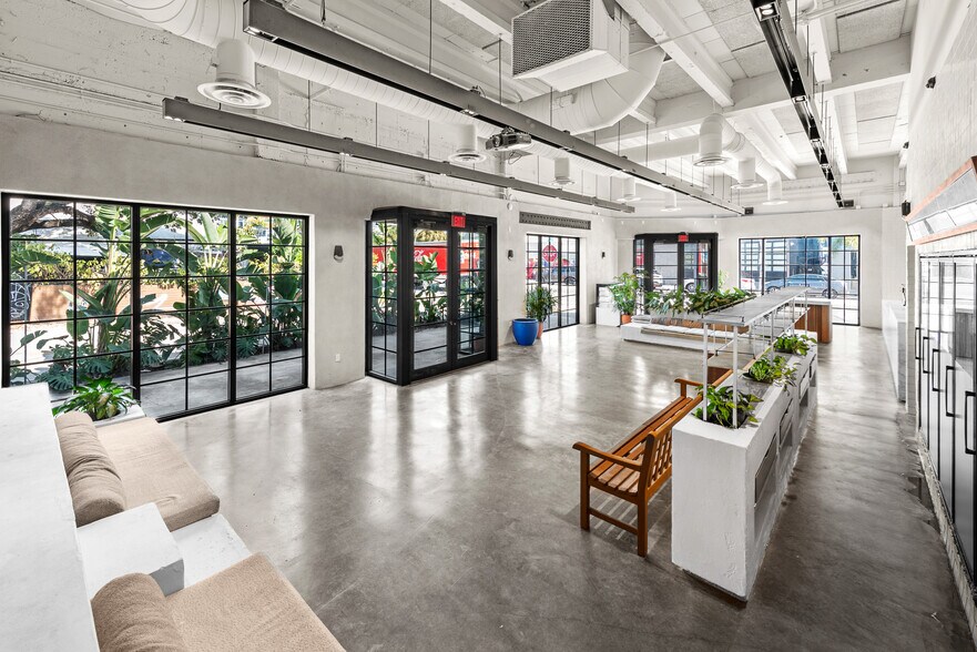 2230 NW 2nd Ave, Miami, FL à vendre - Photo intérieure – Image 1 sur 1