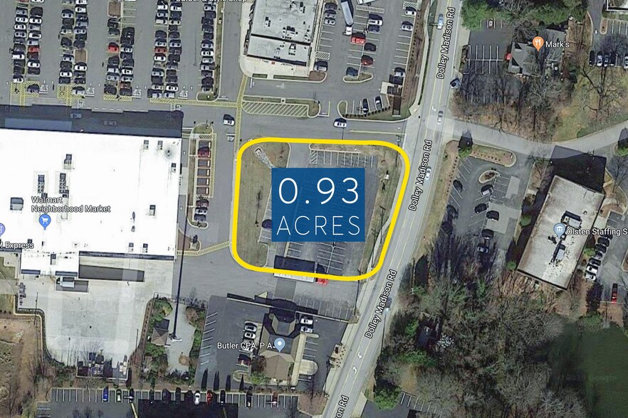 5605 W Friendly Ave, Greensboro, NC à louer - Photo de l’immeuble – Image 2 sur 4