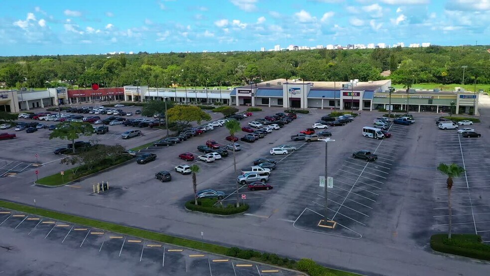 935 N Beneva Rd, Sarasota, FL à louer - Vidéo sur l’annonce professionnelle – Image 2 sur 32