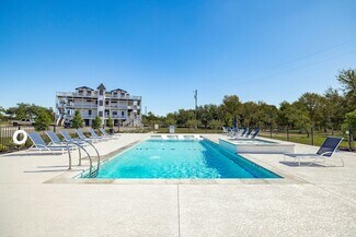 Plus de détails pour 1030 County Road 279, Liberty Hill, TX - Hôtellerie à vendre