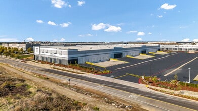 Skyking & Metro Air Pky, Sacramento, CA à louer Photo intérieure– Image 1 sur 5