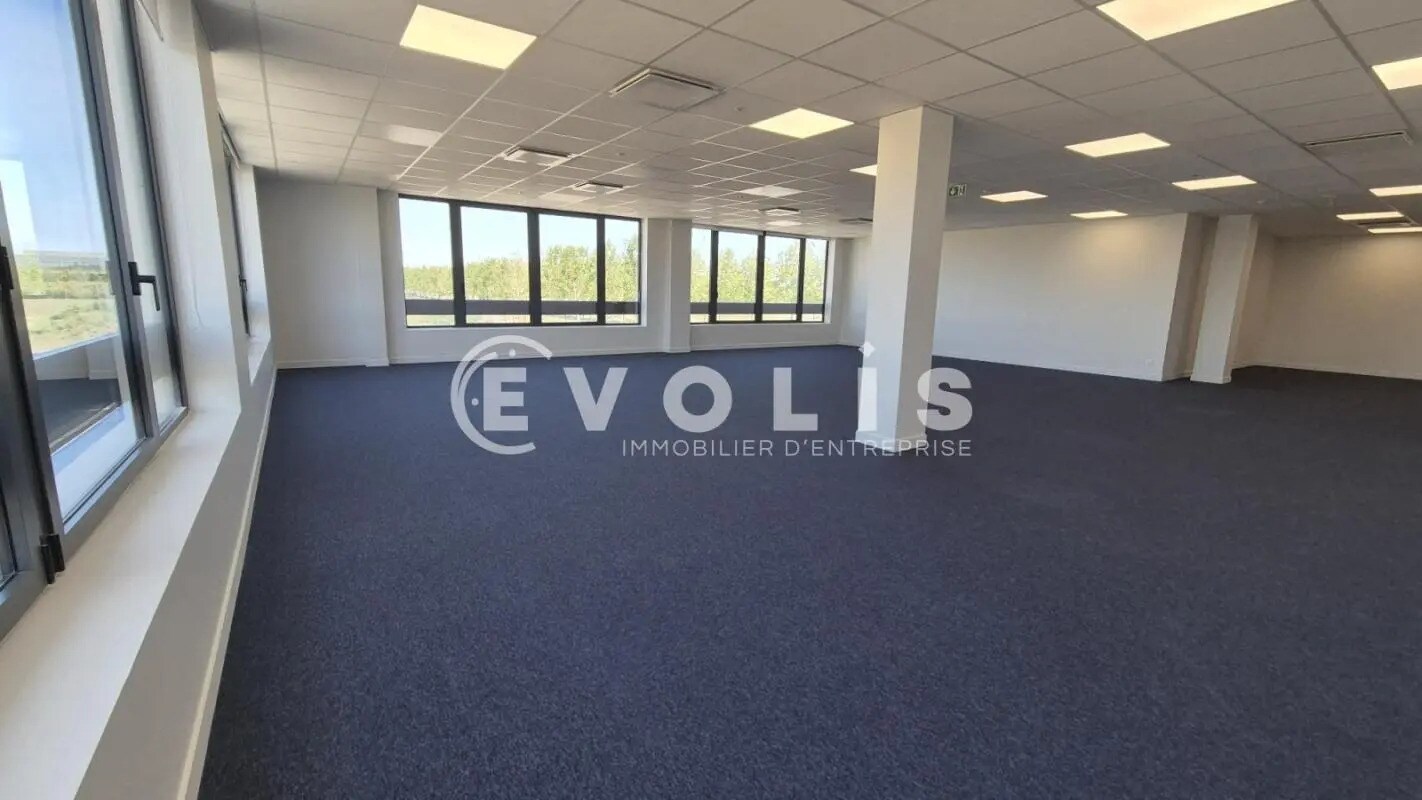 Bureau dans Chessy à vendre Photo intérieure– Image 1 sur 4