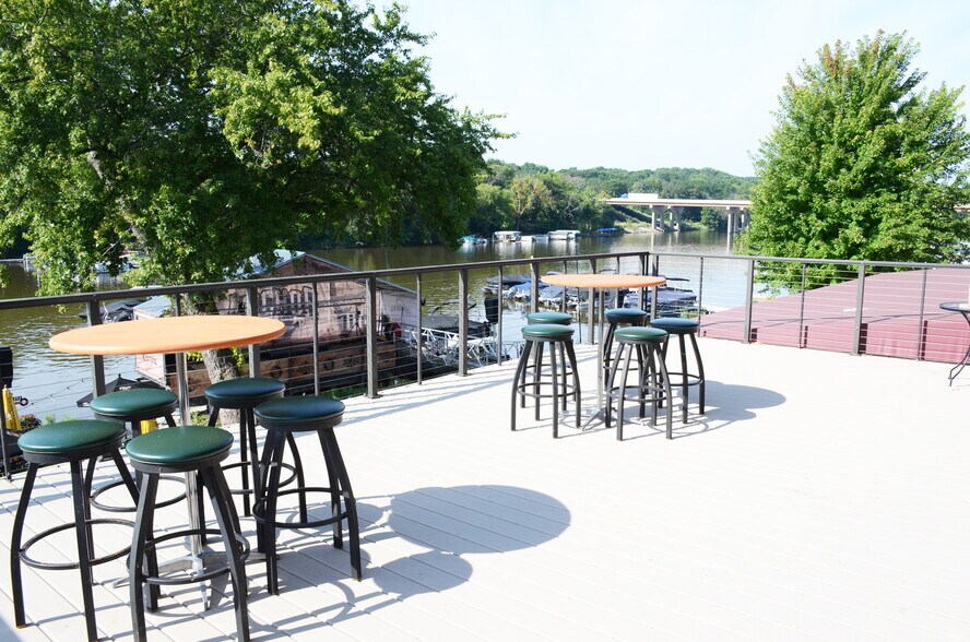 709 & 718 State 59 Rd, Edgerton, WI à vendre - Photo de l’immeuble – Image 3 sur 12