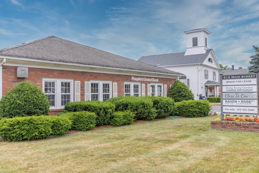 612 Main St, Somers, CT à louer - Photo principale – Image 1 sur 2