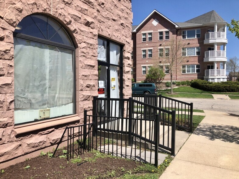 5710 4th Ave, Kenosha, WI à louer - Photo de l’immeuble – Image 2 sur 16