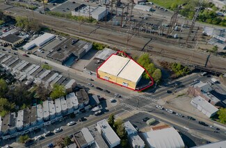 Plus de détails pour 2065 E Glenwood Ave, Philadelphia, PA - Industriel/Logistique à louer