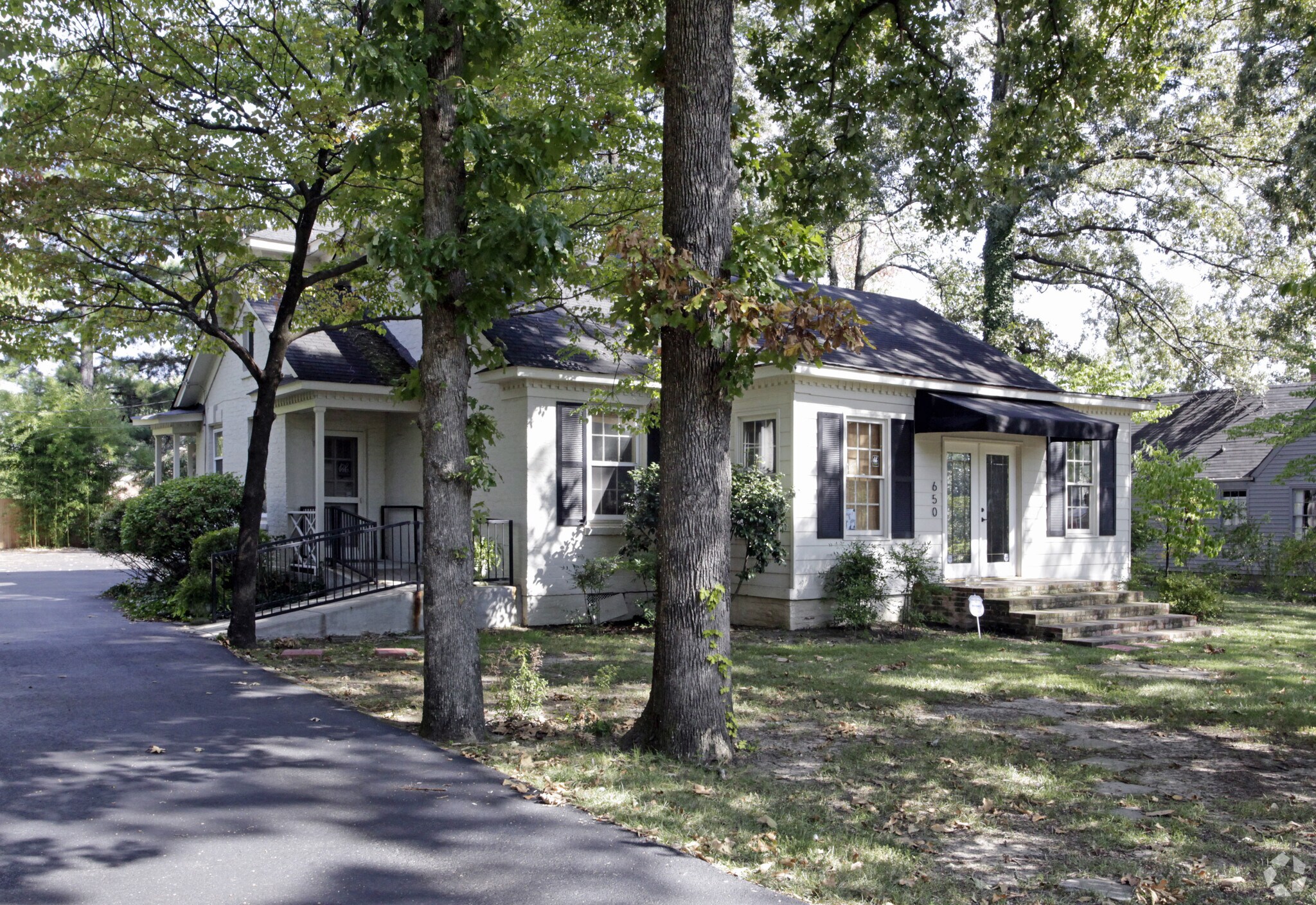 650 S Perkins Rd, Memphis, TN à louer Photo principale– Image 1 sur 3