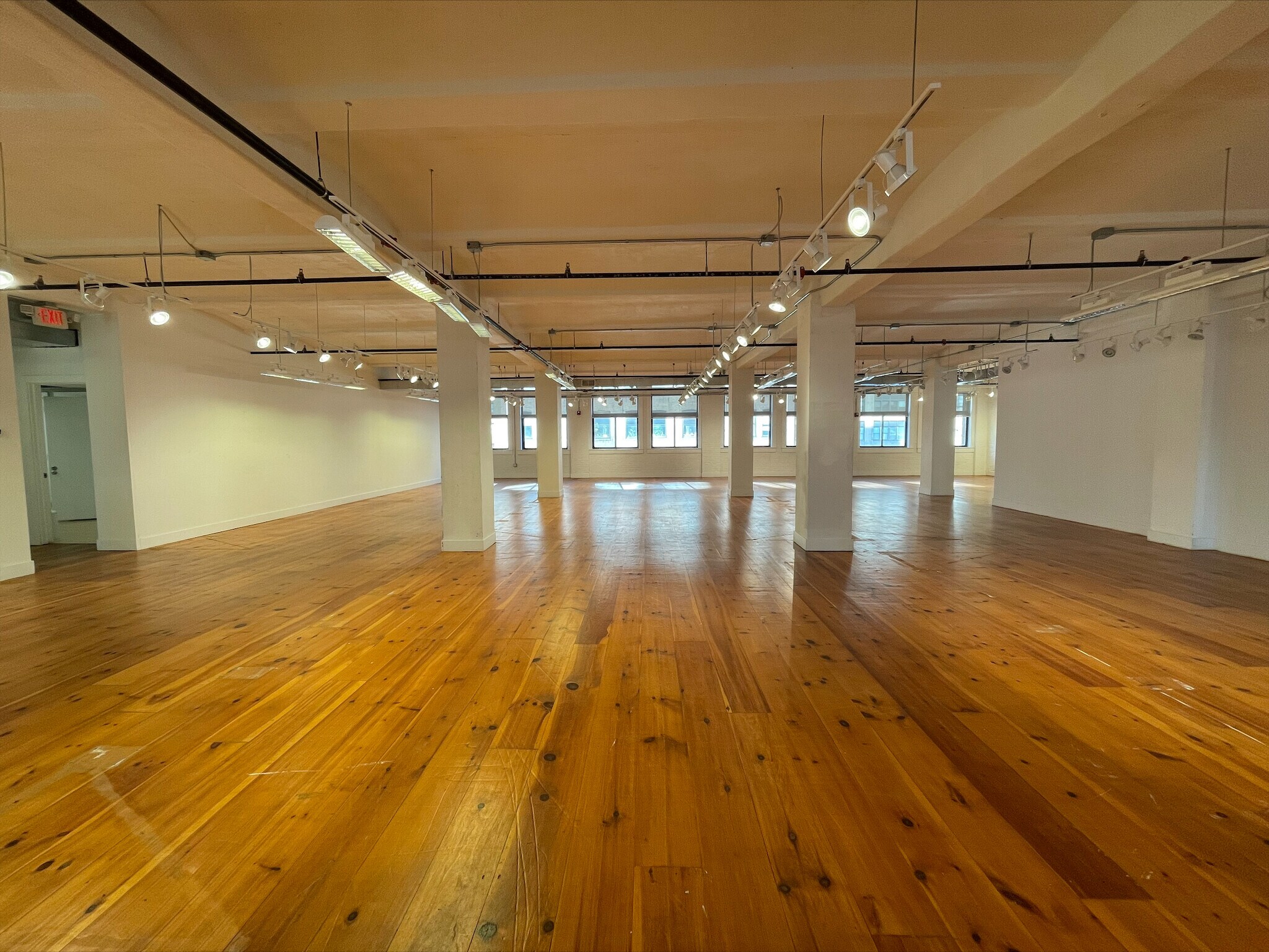 1217 Sansom St, Philadelphia, PA à louer Photo intérieure– Image 1 sur 3